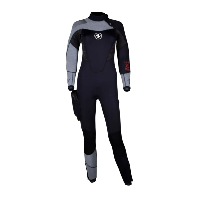 Traje de neopreno Aqualung Dynaflex integral para mujer, 5.5 mm, con cremallera trasera G-Lock de doble solapa para un sellado óptimo. Tejido Ultraspan de estiramiento en 4 direcciones, costuras selladas y soldadas para máximo rendimiento térmico. Diseñado para aguas templadas-frías con ajuste cómodo en cualquier movimiento.